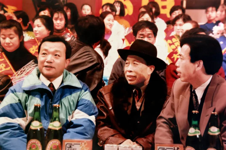【百年德坤，瑶医传承】那台春晚背后的医者深情