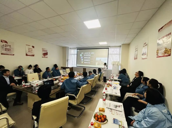 北京瑶医医院走进北京澳丰源科技有限公司公益讲座、义诊暖人心