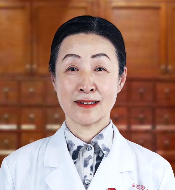 陈洁.jpg